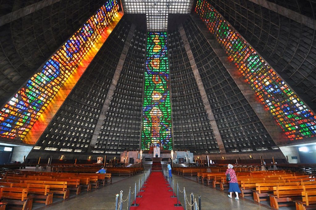 Rio_de_janeiro_cathedral_sao_sebastiao_2010
